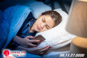 sử dụng điện thoại